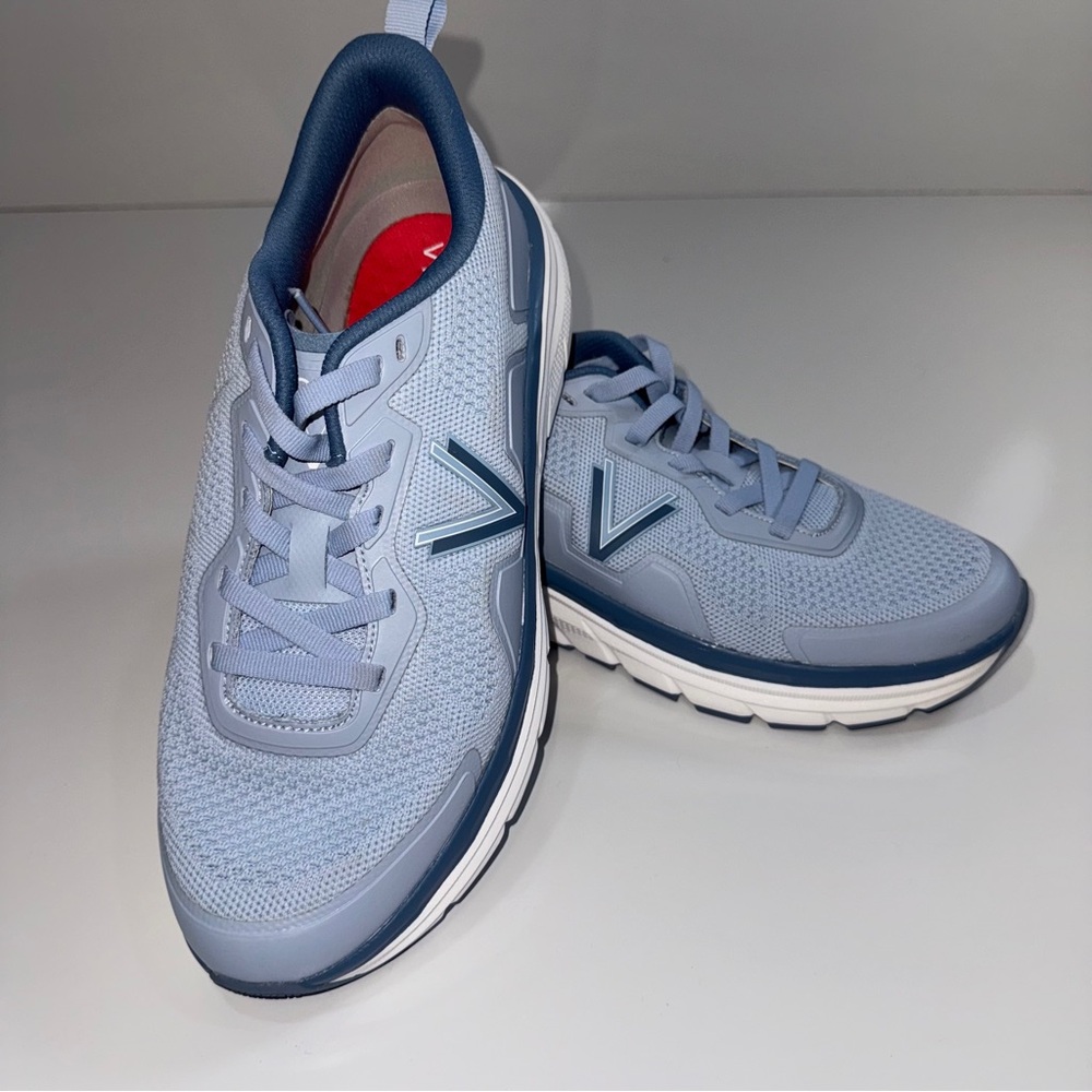 Vionic Walk Max Women’s Sneakers Size 9 Wide Light Blue Water Repellent Comfort - Picture 2 of 13